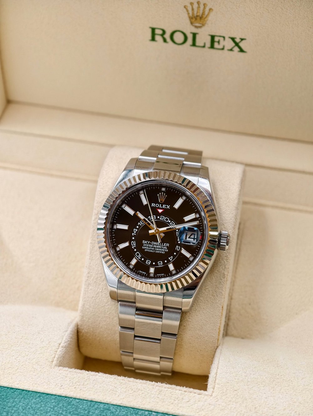 Rolex Sky-Dweller 42